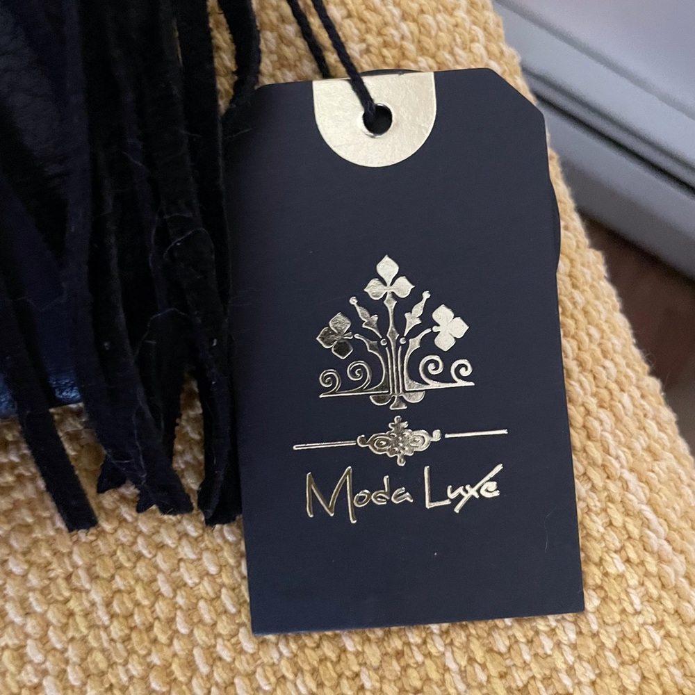๐ดNWT๐ด Moda Luxe Black Shoulder Bag with Fringe - Picture 10 of 12
